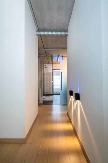London 993 Loft 402 Apartment แอนต์เวิร์ป ภายนอก รูปภาพ