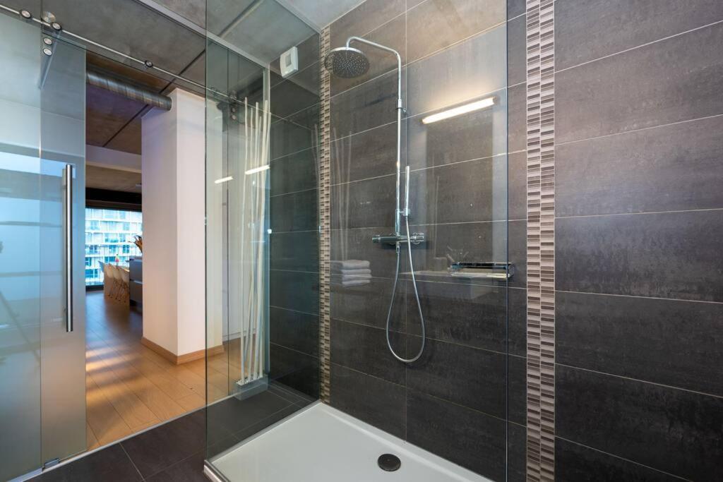 London 993 Loft 402 Apartment แอนต์เวิร์ป ภายนอก รูปภาพ